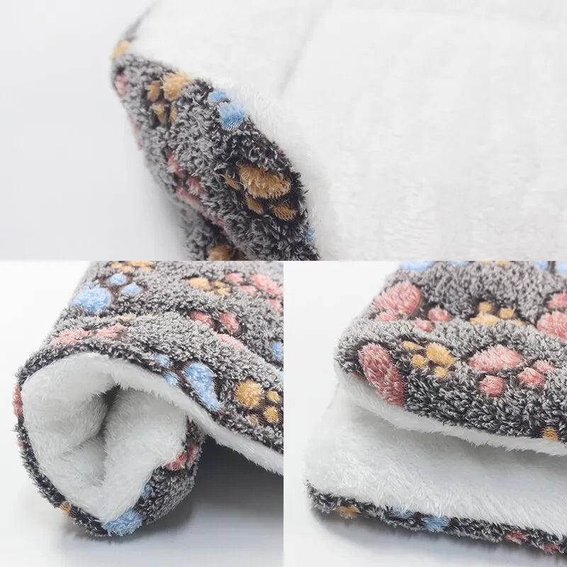 Cozy Cloud Fleece Bed for Dogs & Cats